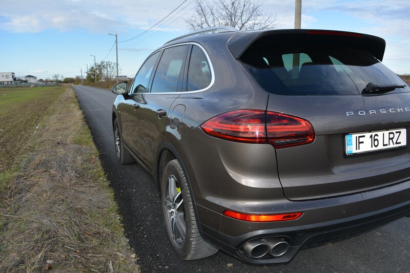 Porsche Cayenne S